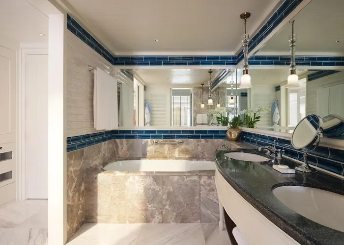Mandarin Oriental,